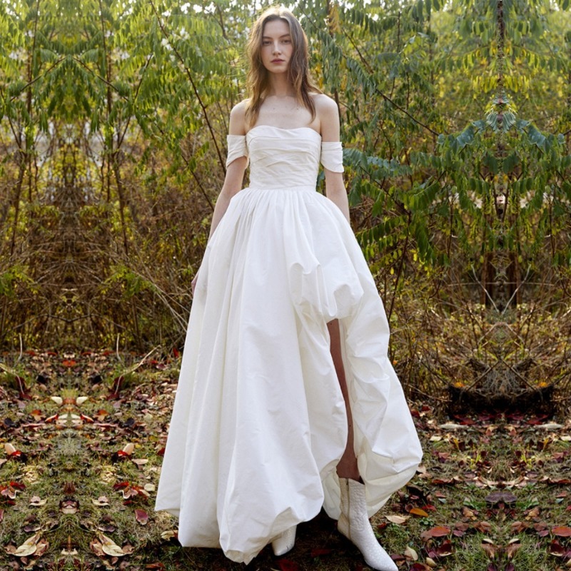 원숄더 스트랩리스 심플 웨딩드레스 2026 신상 니치  - Photography Natural Lighting 리뷰 및 가격