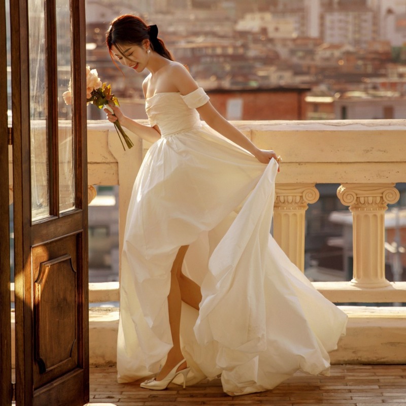원숄더 스트랩리스 심플 웨딩드레스 2026 신상 니치  - Photography Natural Lighting 리뷰 및 가격